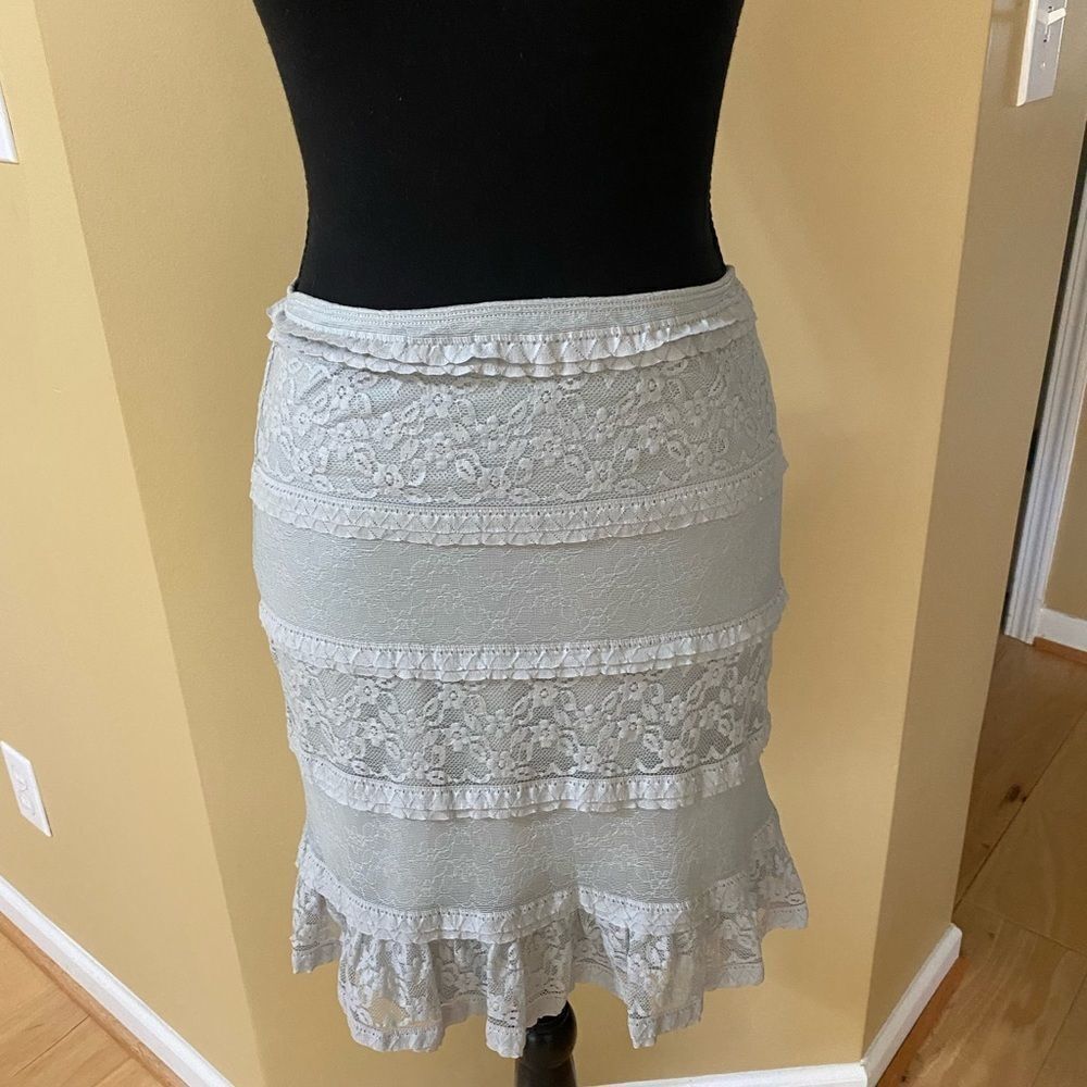 Max Studio size XS silver and grey ruffle layer and lace pull on skirt.